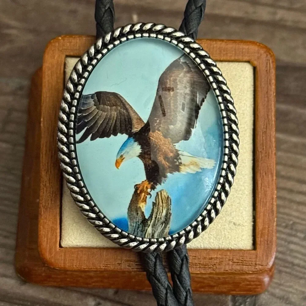 The Frontier Spirit: Southwestern Eagle Bolo Tie New